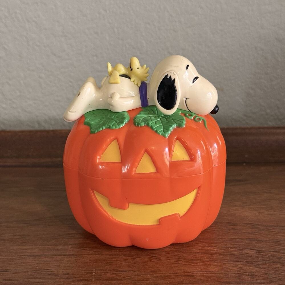 Vintage Snoopy & Woodstock Halloween Jack-O-Lantern Coin Bank Plastic